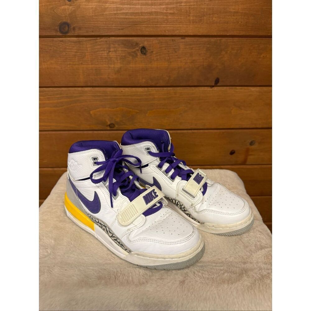 Nike Air Jordan Legacy 312 "Lakers" sneakers, Sz 7 Youth AT4040-157